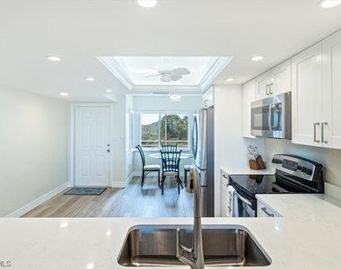 15161 Cedarwood Lane - Photo Thumbnail 13