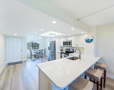15161 Cedarwood Lane - Photo Thumbnail 10