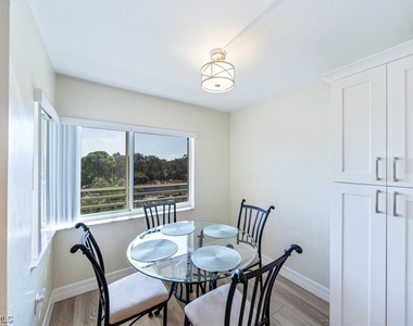 15161 Cedarwood Lane - Photo Thumbnail 14