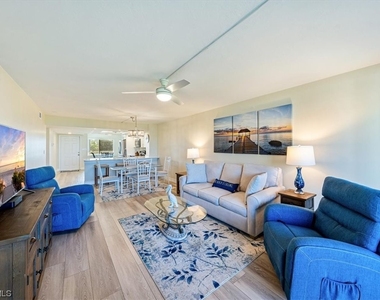 15161 Cedarwood Lane - Photo Thumbnail 4