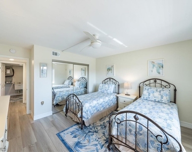 15161 Cedarwood Lane - Photo Thumbnail 21