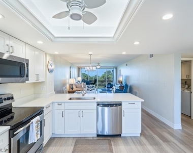 15161 Cedarwood Lane - Photo Thumbnail 12