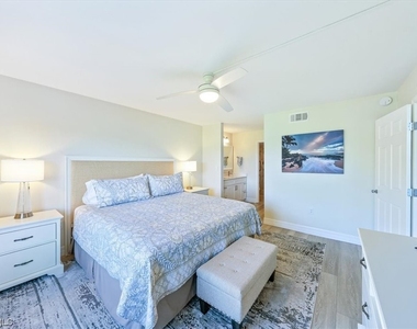 15161 Cedarwood Lane - Photo Thumbnail 17