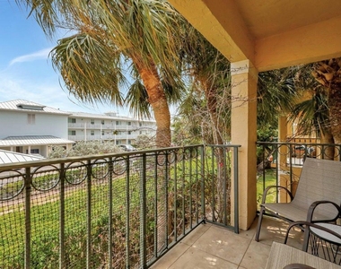 1050 Lake Shore Drive - Photo Thumbnail 28