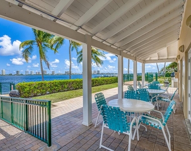1050 Lake Shore Drive - Photo Thumbnail 49