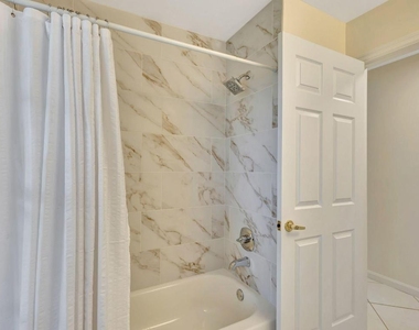 13796 Yarmouth Drive - Photo Thumbnail 6