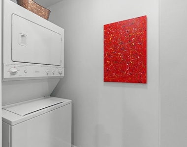 801 S Olive Avenue - Photo Thumbnail 16