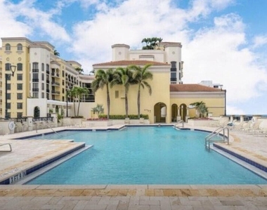 801 S Olive Avenue - Photo Thumbnail 22