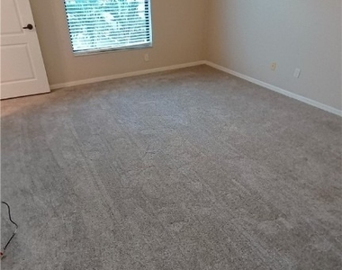 13247 Whitehaven Lane - Photo Thumbnail 28