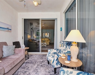 9100 Southmont Cove - Photo Thumbnail 16
