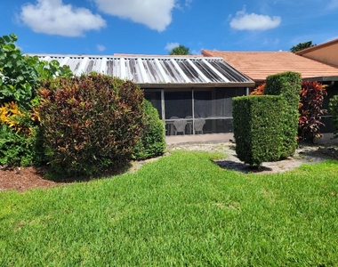 11115 Oakdale Road - Photo Thumbnail 9