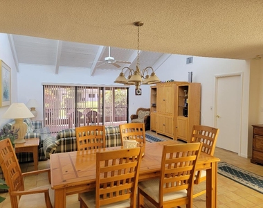 11115 Oakdale Road - Photo Thumbnail 15