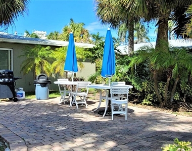 101 Tacoma Lane - Photo Thumbnail 9