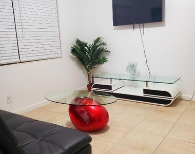 101 Tacoma Lane - Photo Thumbnail 30