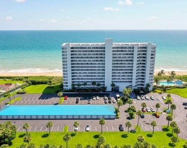 9600 S Ocean Drive - Photo Thumbnail 32
