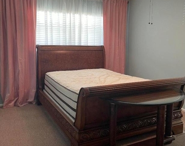 155 Lake Carol Drive - Photo Thumbnail 3