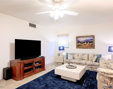 565 Beachwalk Circle - Photo Thumbnail 8