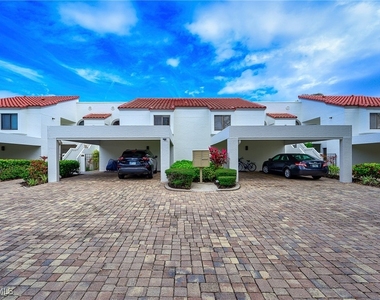 565 Beachwalk Circle - Photo Thumbnail 3