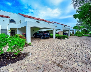 565 Beachwalk Circle - Photo Thumbnail 4