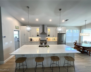 1709 Marsh Run - Photo Thumbnail 2