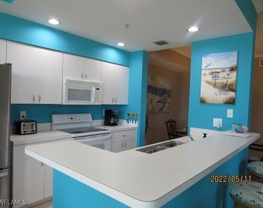 8076 Queen Palm Lane - Photo Thumbnail 1