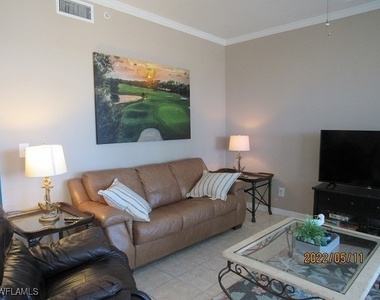 8076 Queen Palm Lane - Photo Thumbnail 5