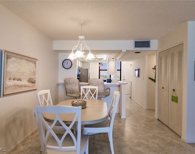 260 Seaview Court - Photo Thumbnail 7