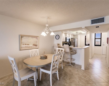 260 Seaview Court - Photo Thumbnail 6