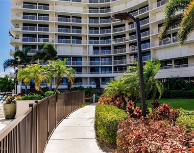 260 Seaview Court - Photo Thumbnail 31