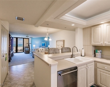 260 Seaview Court - Photo Thumbnail 13