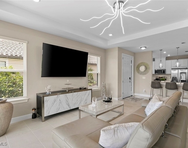 15189 Sacile Street - Photo Thumbnail 6