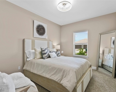 15189 Sacile Street - Photo Thumbnail 21