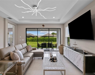 15189 Sacile Street - Photo Thumbnail 4