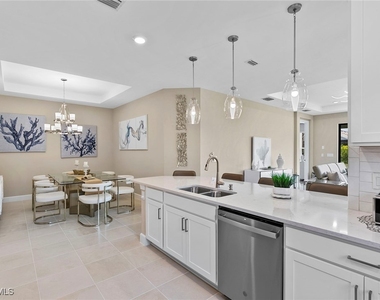 15189 Sacile Street - Photo Thumbnail 9