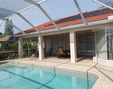 449 Dundee Court - Photo Thumbnail 13