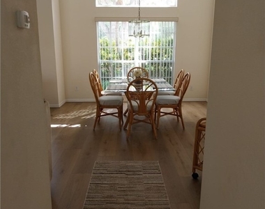 449 Dundee Court - Photo Thumbnail 25