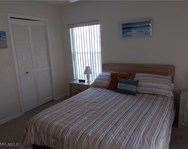 449 Dundee Court - Photo Thumbnail 11