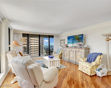 4005 Gulf Shore Boulevard N - Photo Thumbnail 20