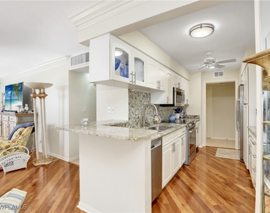 4005 Gulf Shore Boulevard N - Photo Thumbnail 27