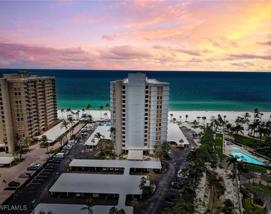 4005 Gulf Shore Boulevard N - Photo Thumbnail 3