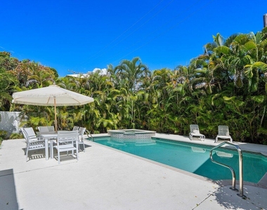 141 Chilean Avenue - Photo Thumbnail 23