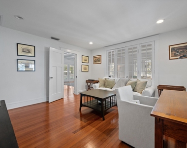 141 Chilean Avenue - Photo Thumbnail 6