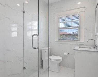 141 Chilean Avenue - Photo Thumbnail 20