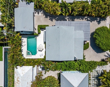 141 Chilean Avenue - Photo Thumbnail 25