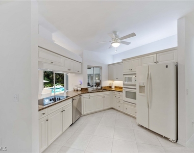 816 Turkey Oak Lane - Photo Thumbnail 9
