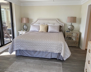 4551 Gulf Shore Boulevard N - Photo Thumbnail 10
