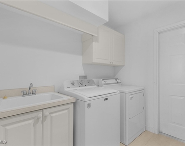 20240 Burnside Place - Photo Thumbnail 29