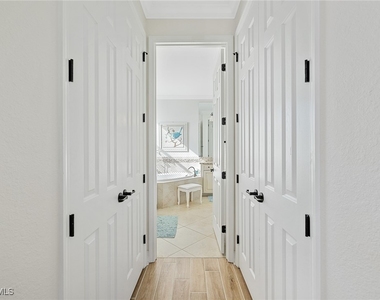 28557 Westmeath Court - Photo Thumbnail 34