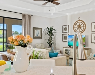 28557 Westmeath Court - Photo Thumbnail 13