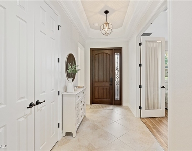 28557 Westmeath Court - Photo Thumbnail 11